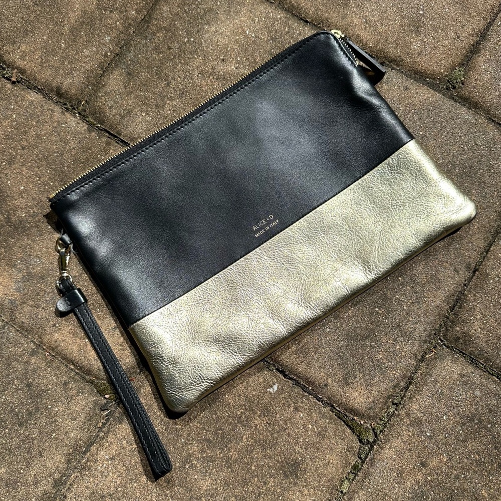 Alice D Milano Bi-color leather clutch
